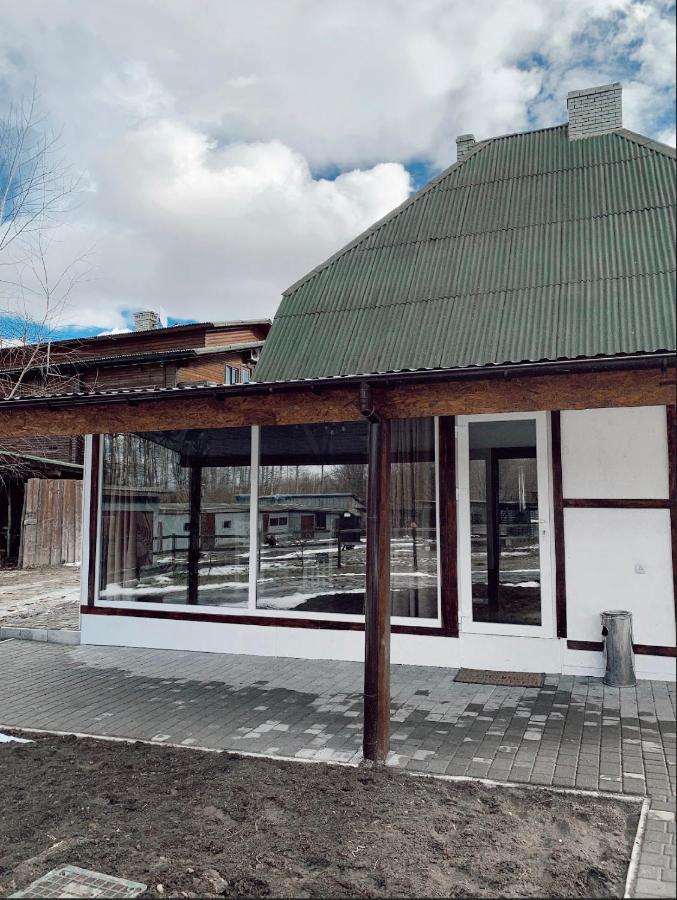 Hotel Orlyne Gnizdo Černivci Esterno foto