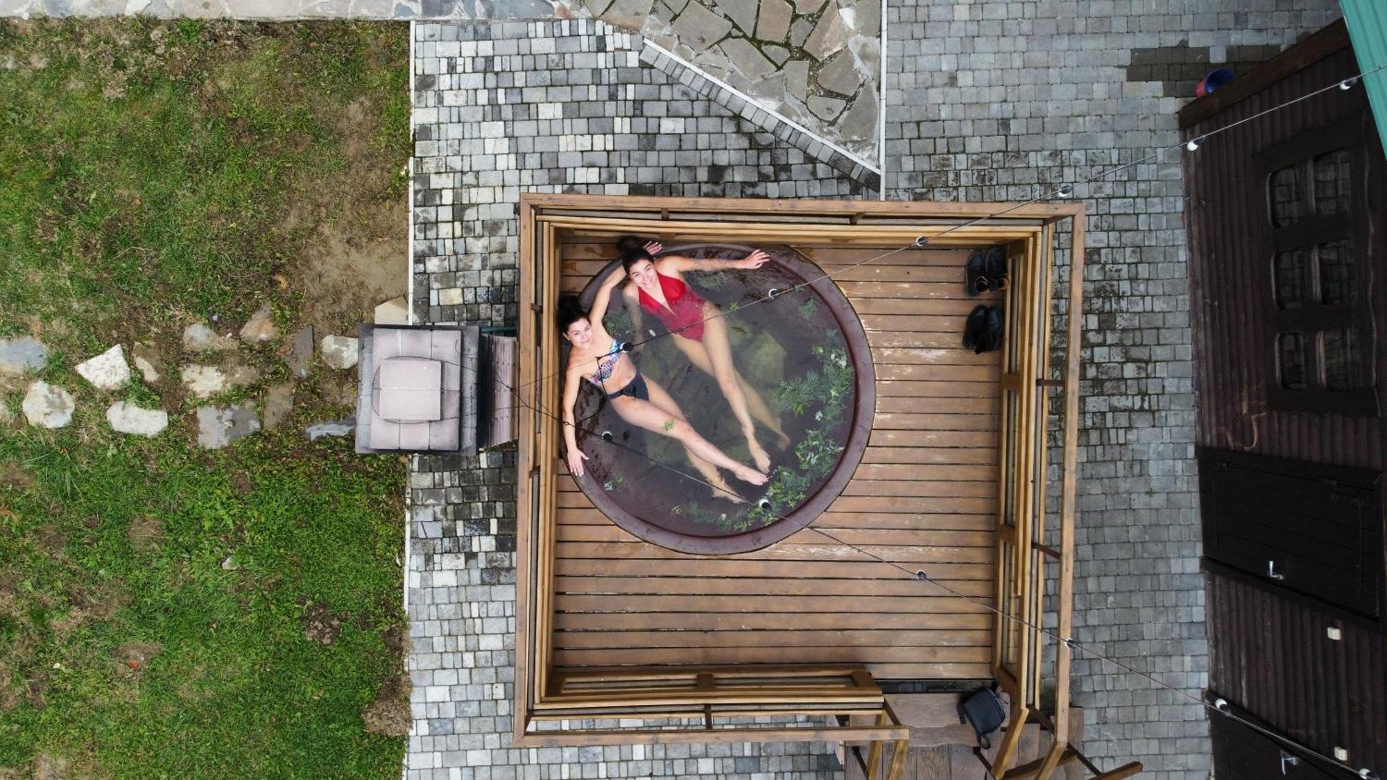 Hotel Orlyne Gnizdo Černivci Esterno foto