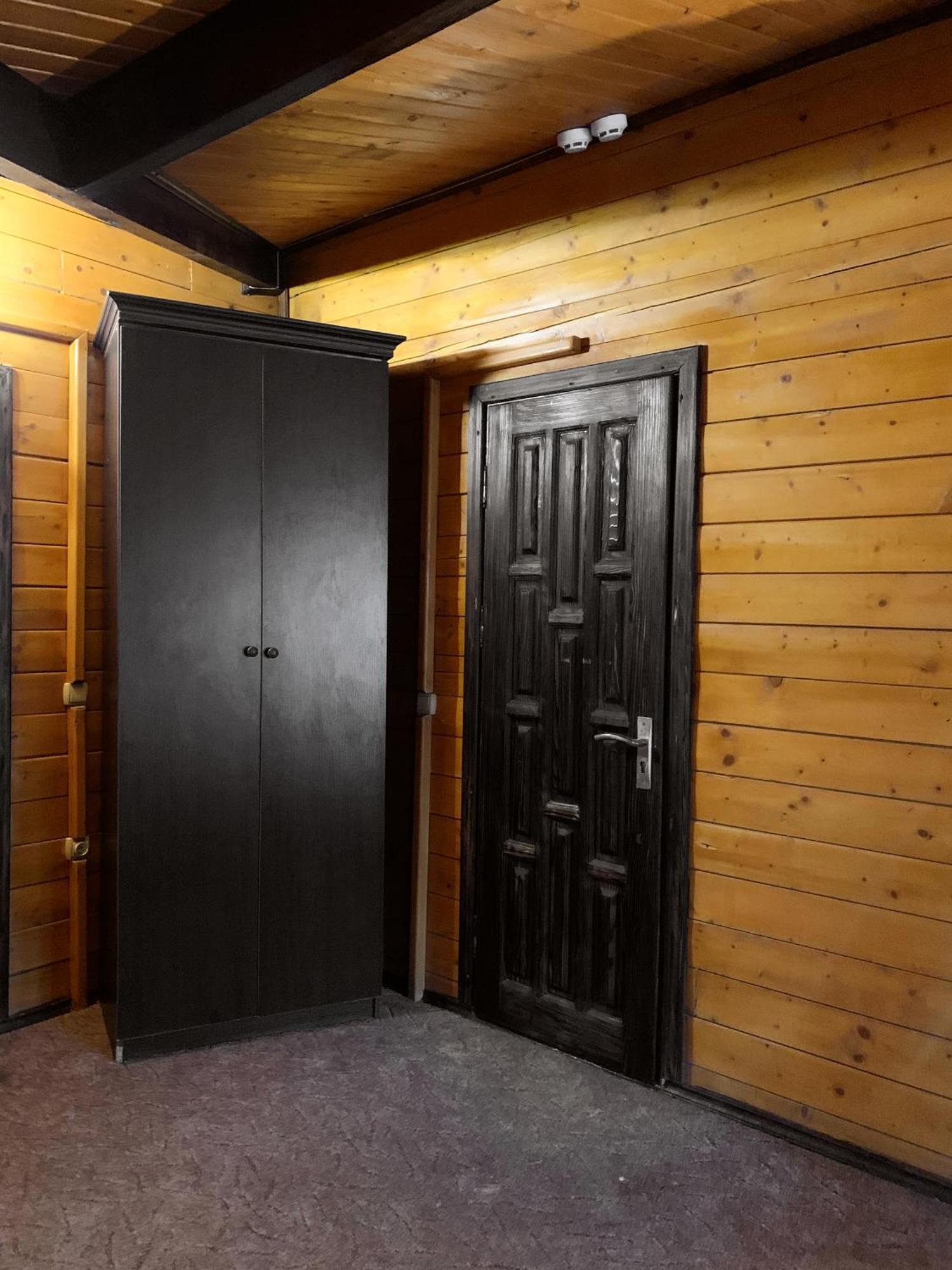 Hotel Orlyne Gnizdo Černivci Esterno foto