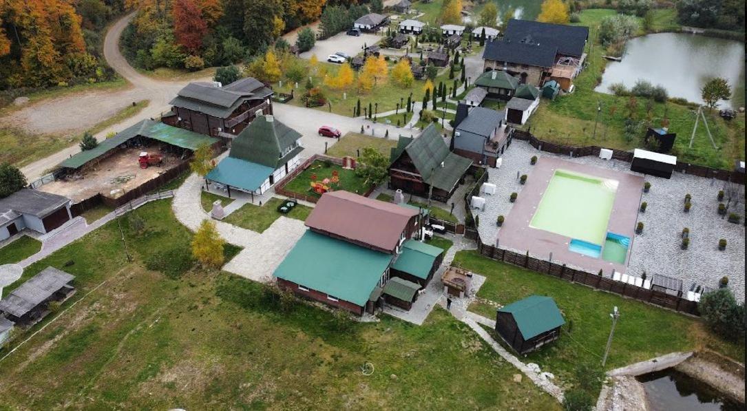 Hotel Orlyne Gnizdo Černivci Esterno foto